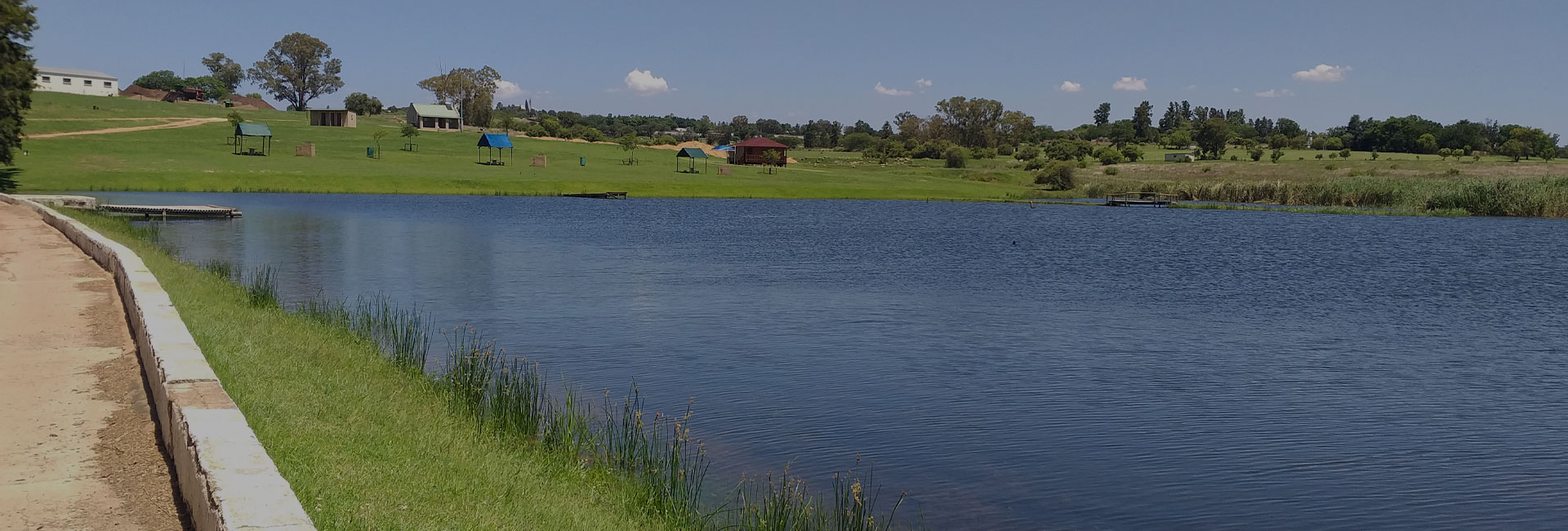 Shaded braai and picnic area beside the Gnu Valley dam